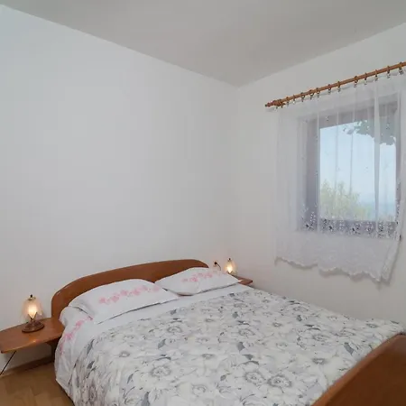 3065a Apartman Postira